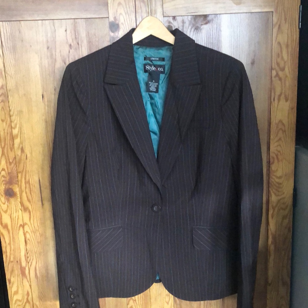 NY Style & Co Dark Brown / Teal Pinstripe/Lining